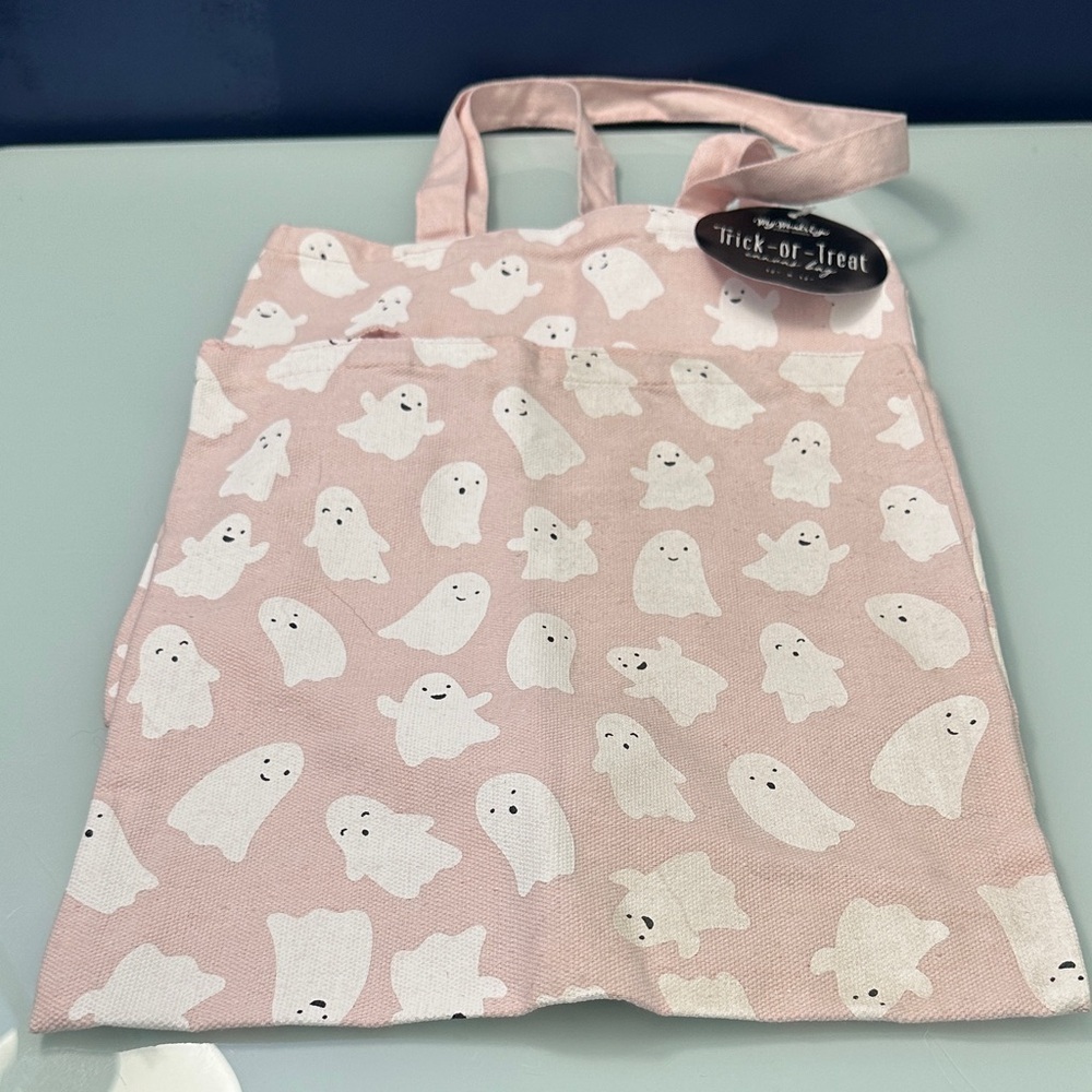 NWT Pink Ghost Trick or Treat Bag Set
